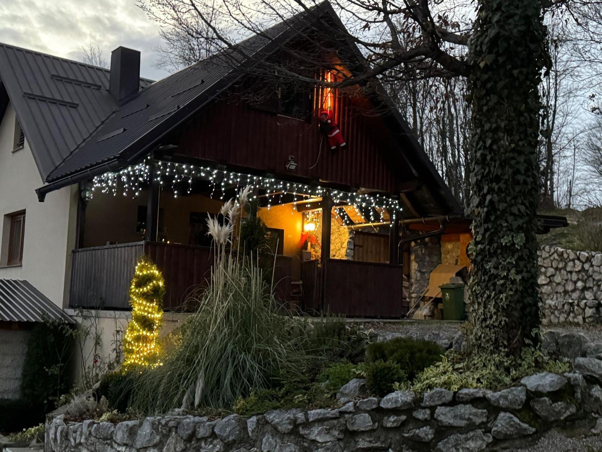 Vila Kuca Za Odmor "Neralic" Josipdol Exteriér fotografie