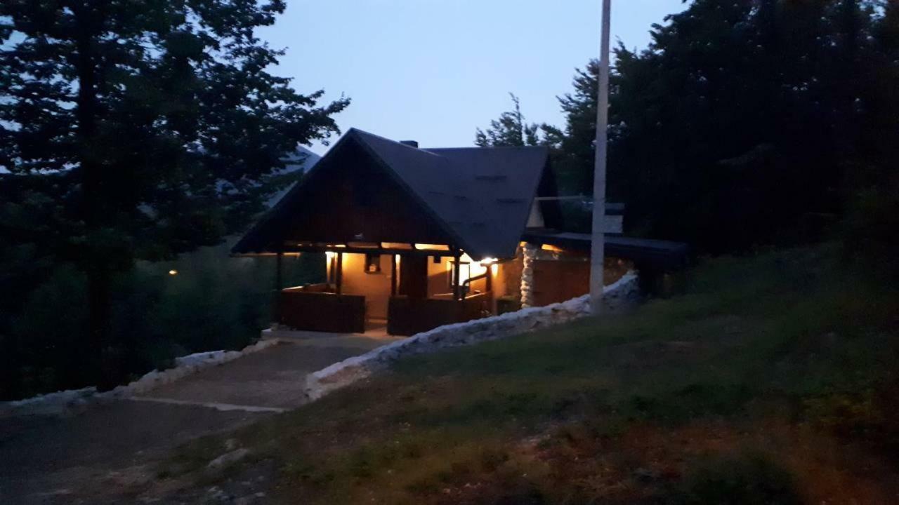 Vila Kuca Za Odmor "Neralic" Josipdol Exteriér fotografie